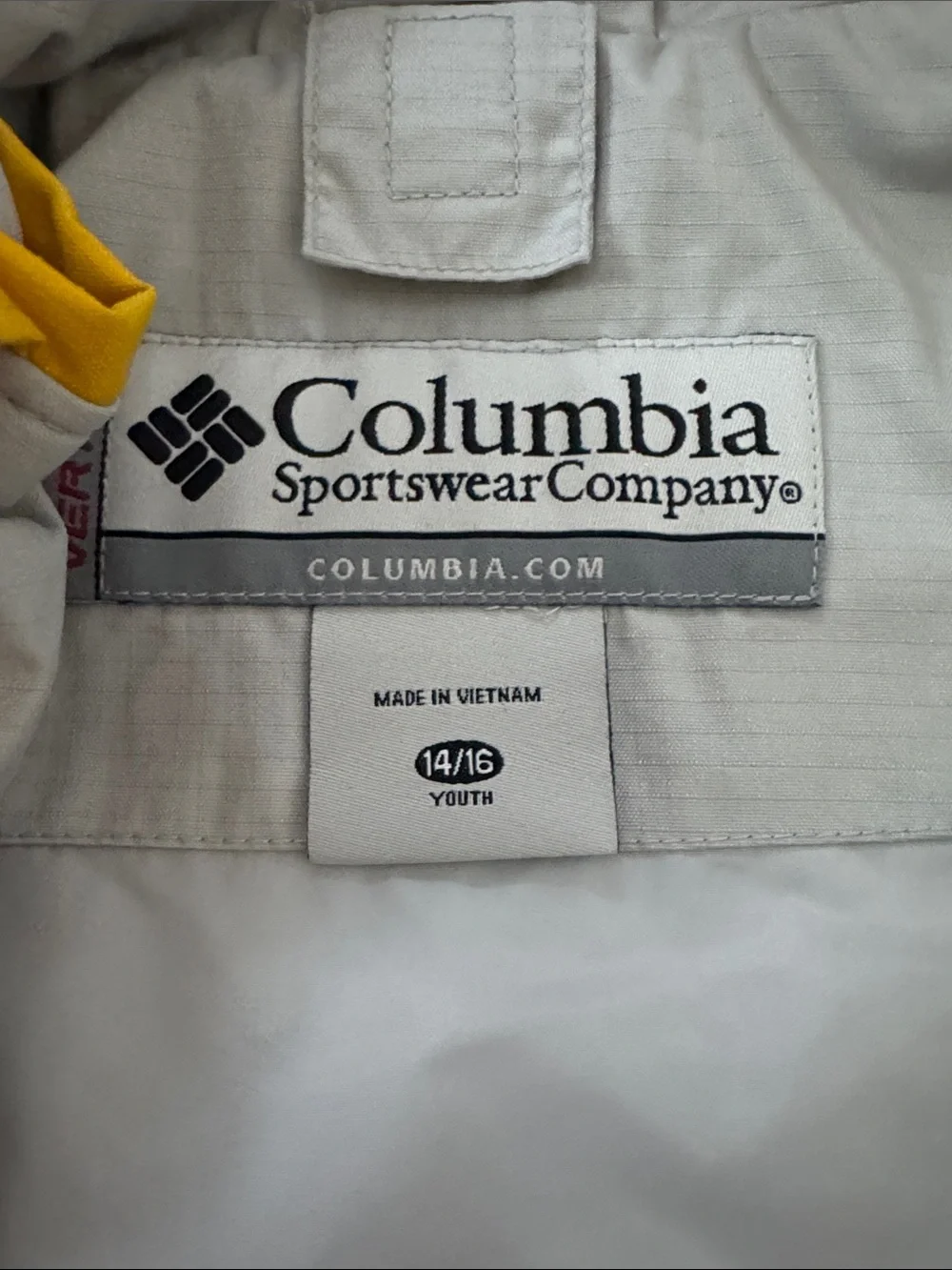 Columbia Two-Tone Hooded Rain Jacket in Light Gray and Charcoal